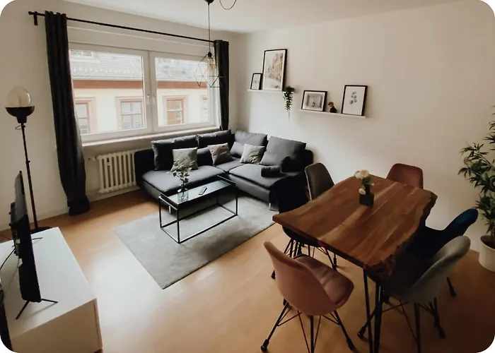 Attraktive 3-Zimmerwohnung - Zentrum Wuerzburg & Naehe Bahnhof